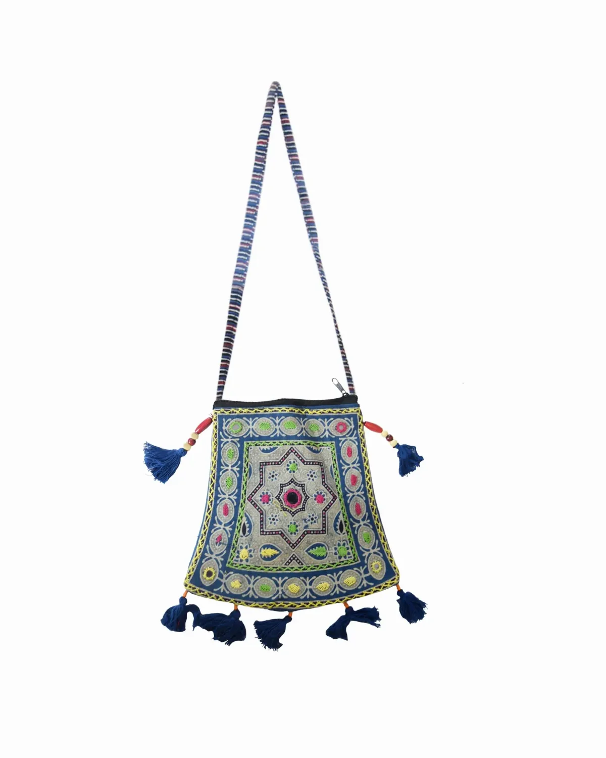 BOLSA PASAPORTERA BORDADA